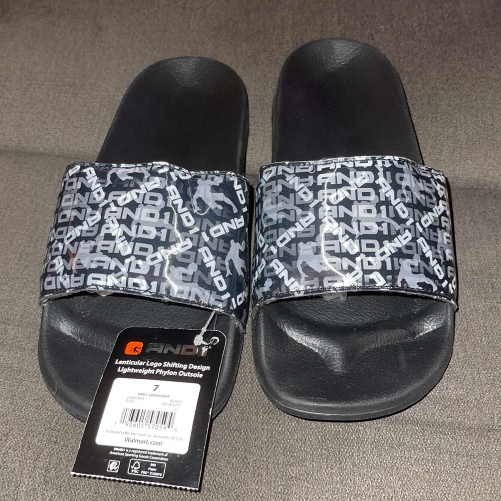 NWT-ANDI CROSSOVER SLIPONS. Size 7.